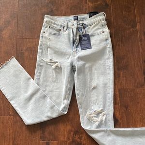 Brand new with tags High waist cigarette stretch Levi’s jeans